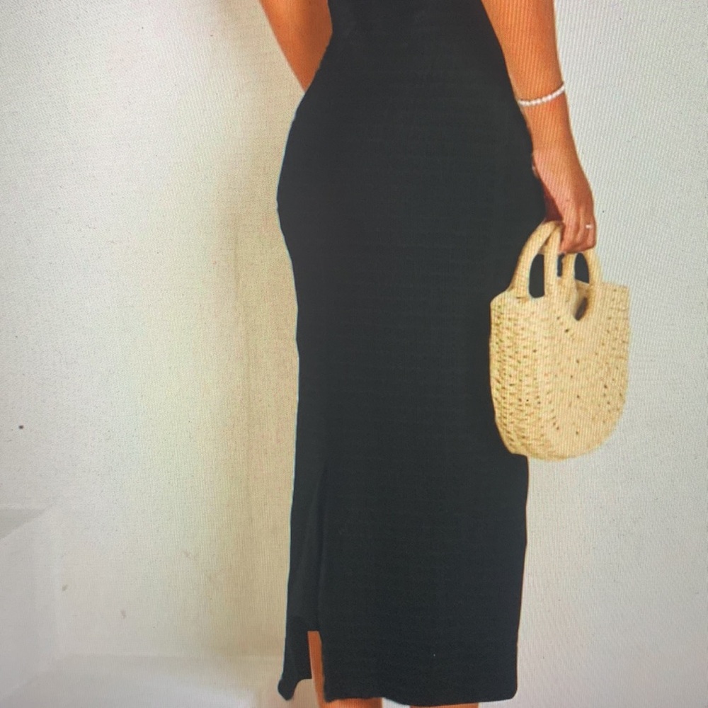 Black Button-Front Knit Midi Dress - Elegant Everyday Style - Picture 6 of 6